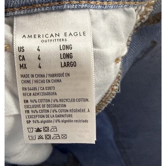 American Eagle Womens Mom Jeans Size 4 Long Light Blue Distressed Denim - Picture 5 of 5